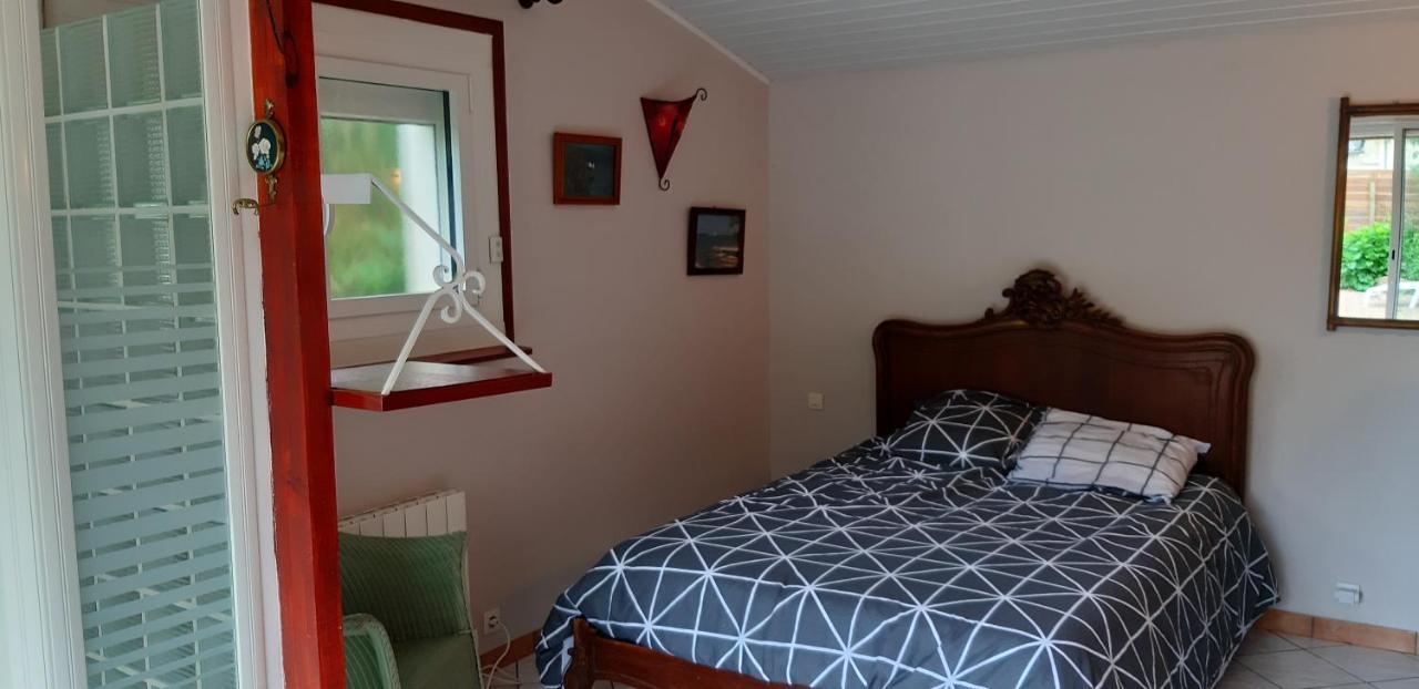 Le Petit Cottage Entre Village Et Mer Trélévern Exteriér fotografie