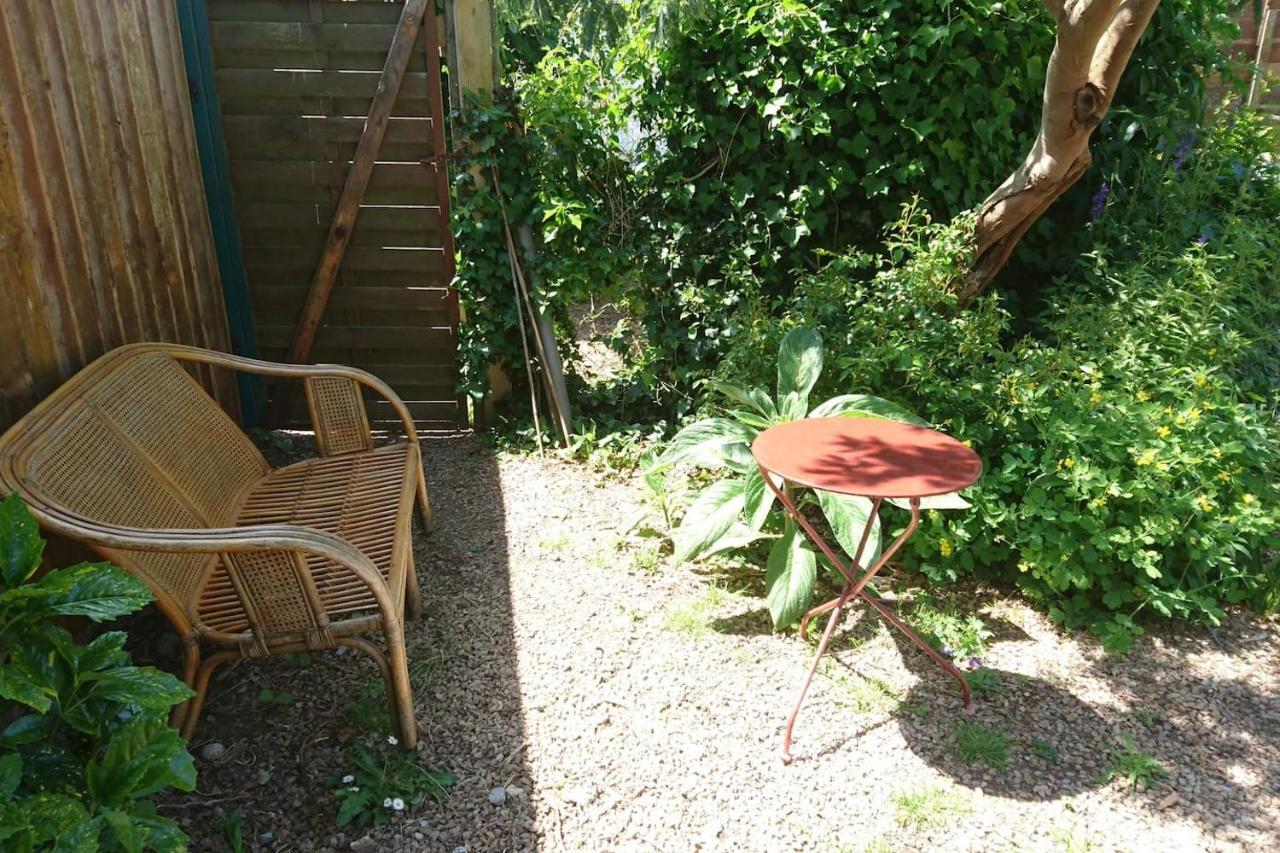Le Petit Cottage Entre Village Et Mer Trélévern Exteriér fotografie